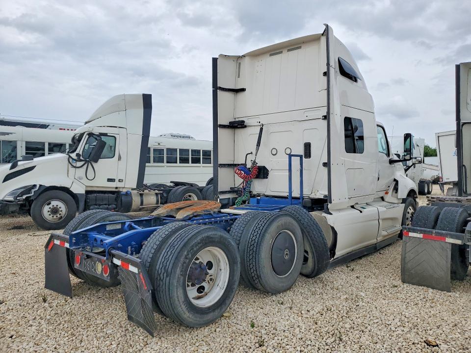 2020 International LT625 Semi Truck