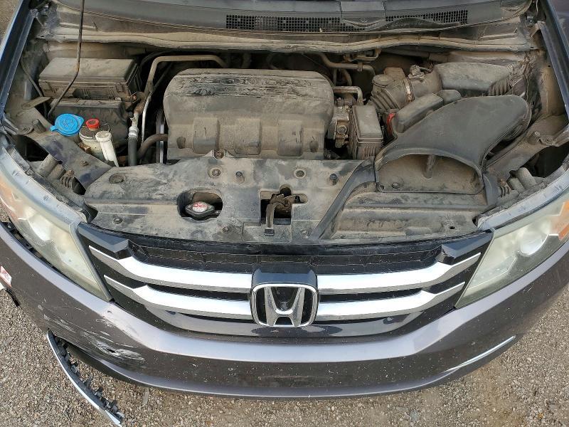 2014 Honda Odyssey se