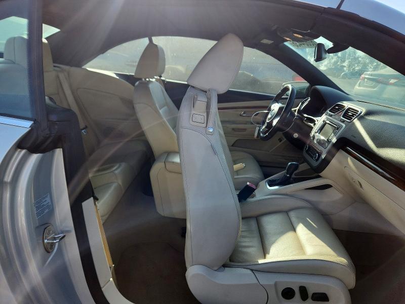 2012 Volkswagen Eos lux