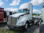 2016 Kenworth T680 Semi Truck