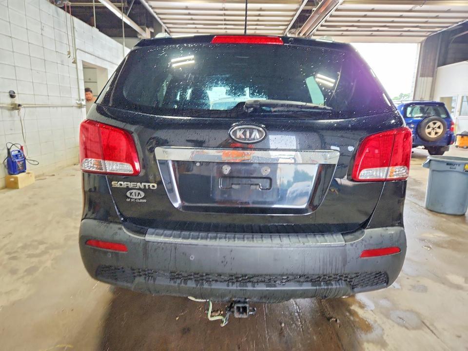 2012 KIA Sorento lx