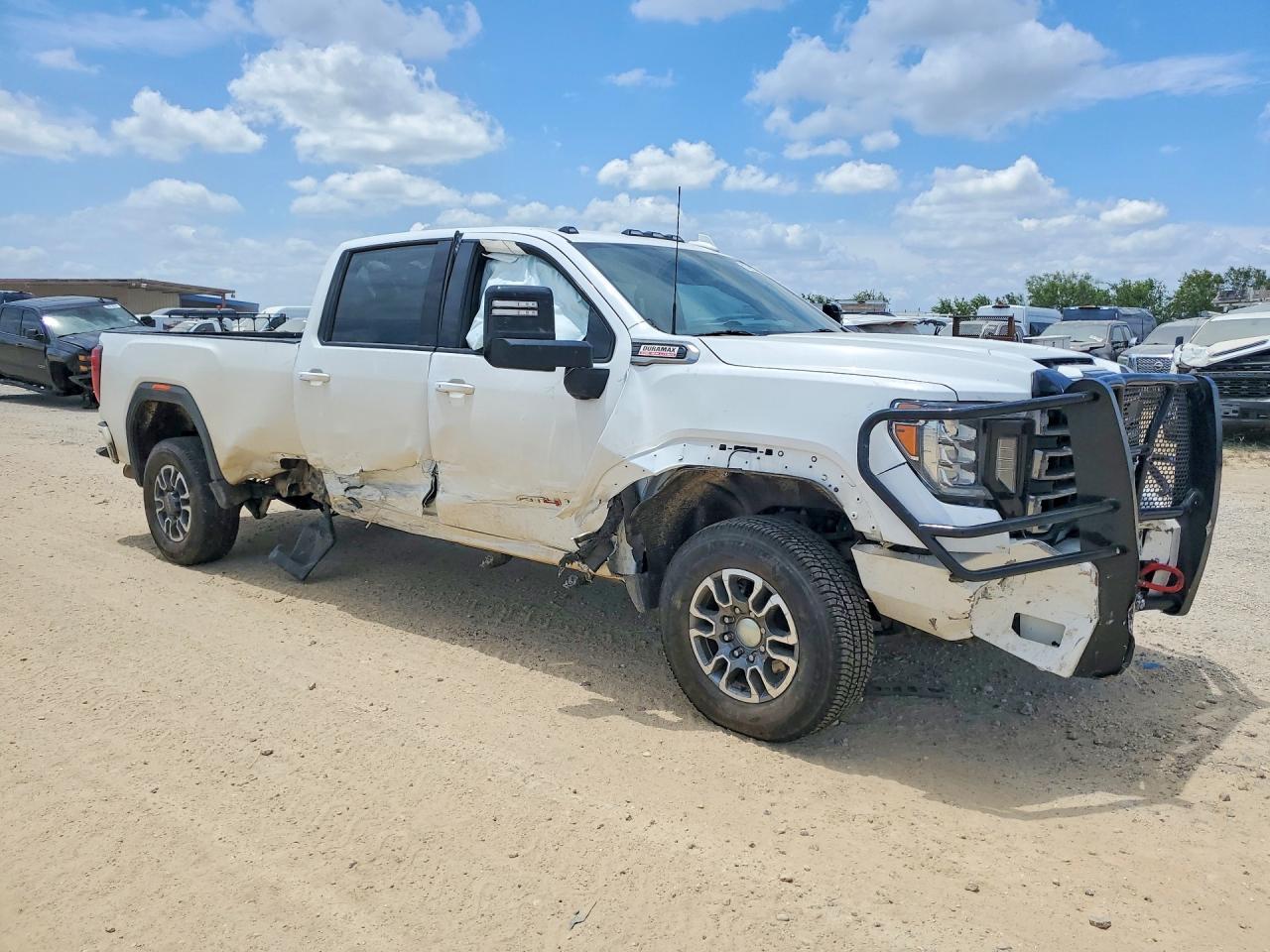 2022 GMC Sierra K3500 AT4