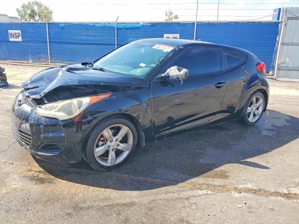 2015 Hyundai Veloster Base