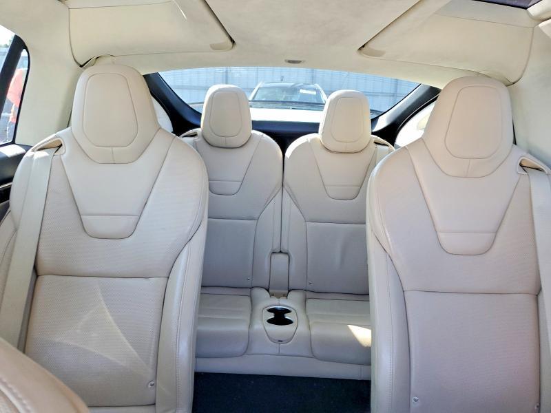 2016 Tesla Model x