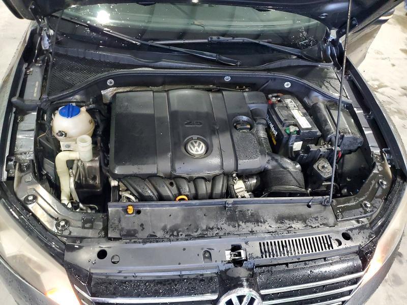2013 Volkswagen Passat s