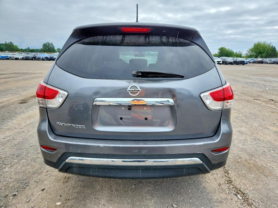 2015 Nissan Pathfinder s