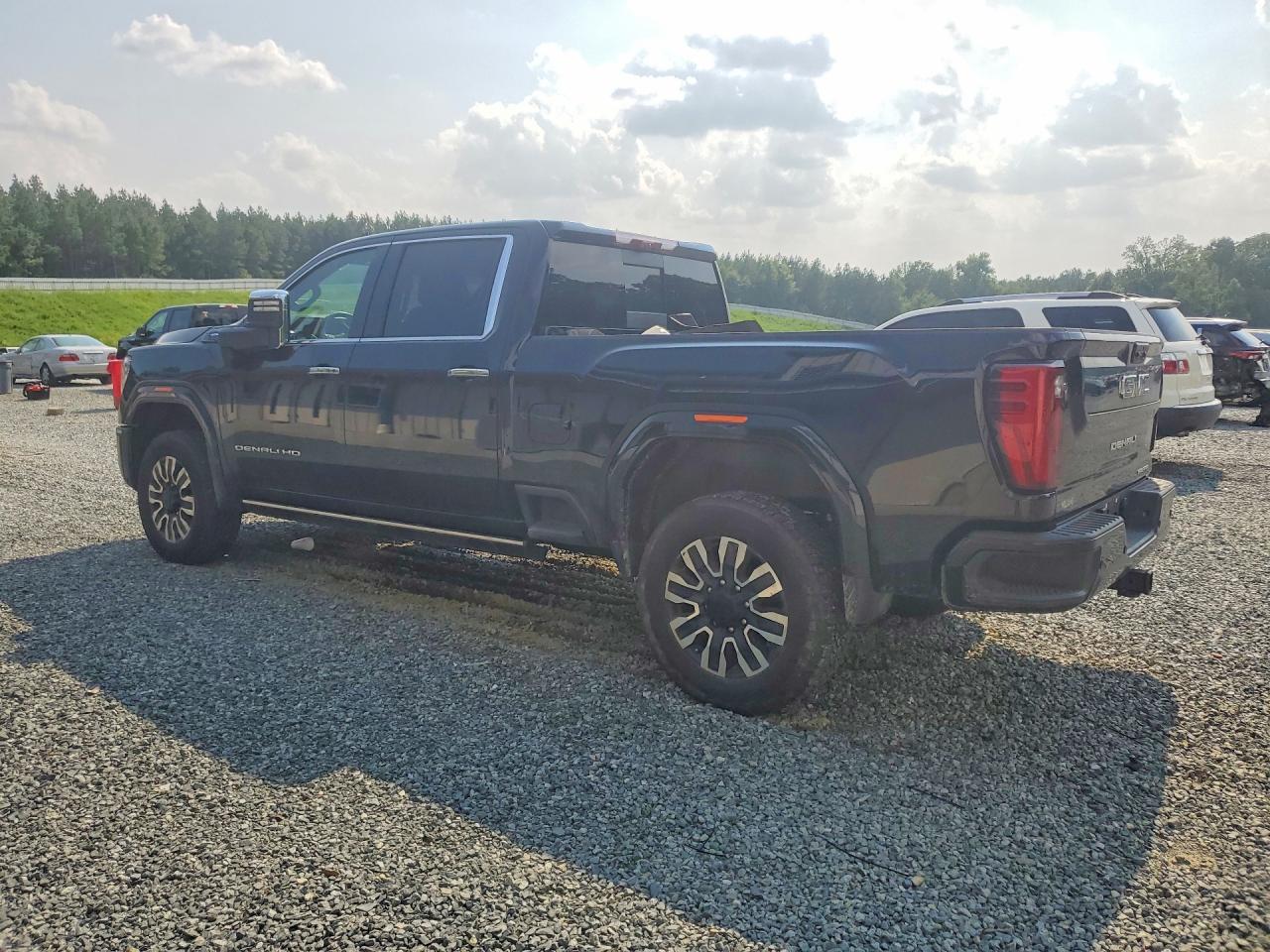 2025 GMC Sierra K2500 Denali Ultimate
