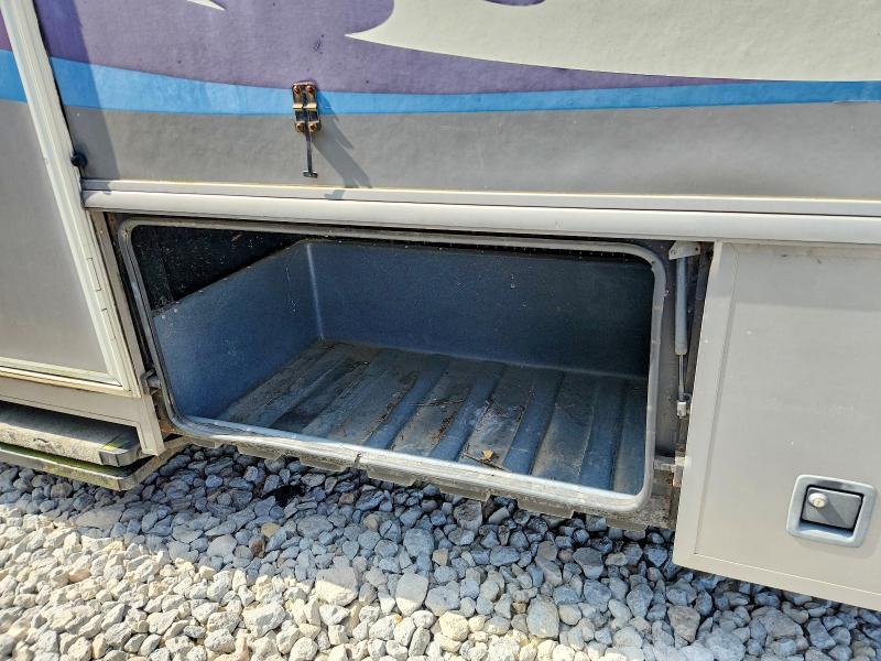 1997 Southwind Recreational Vehicle (RV)