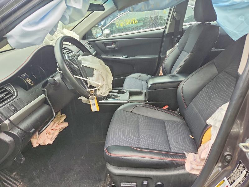 2015 Toyota Camry se