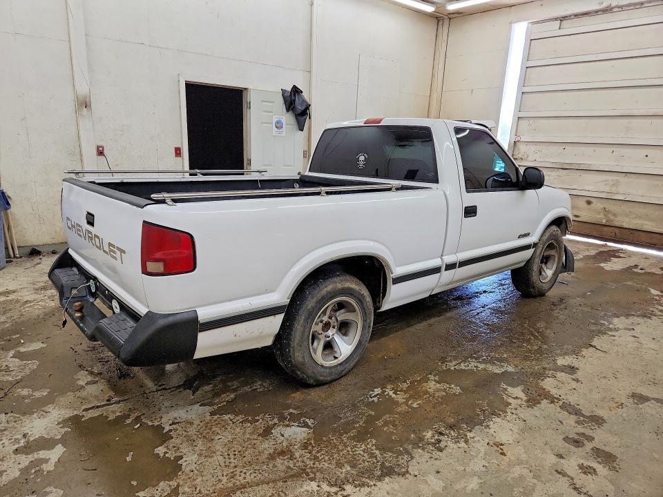 1996 Chevrolet S Truck S10