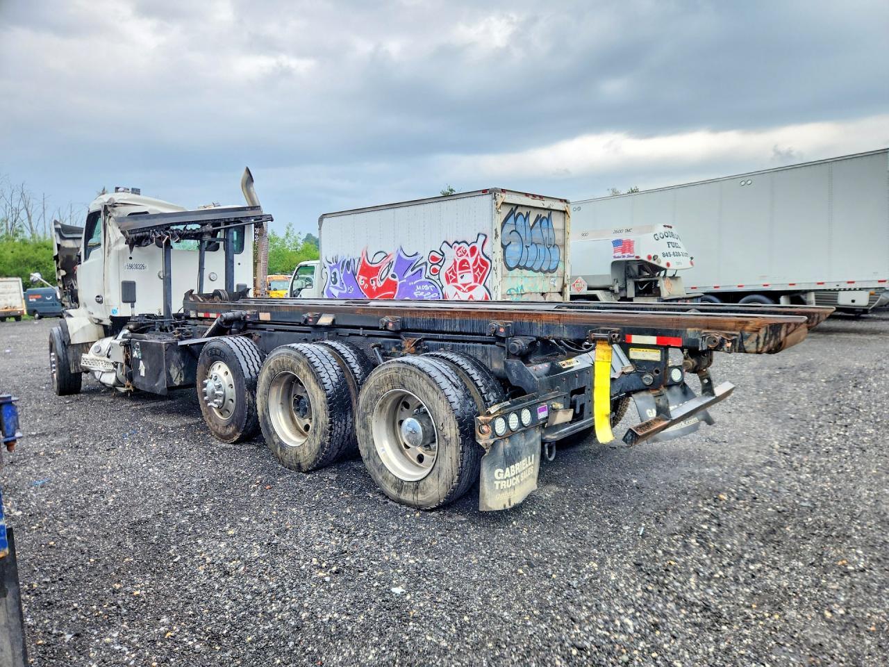 2019 Kenworth T880 ROLL-OFF Container Truck