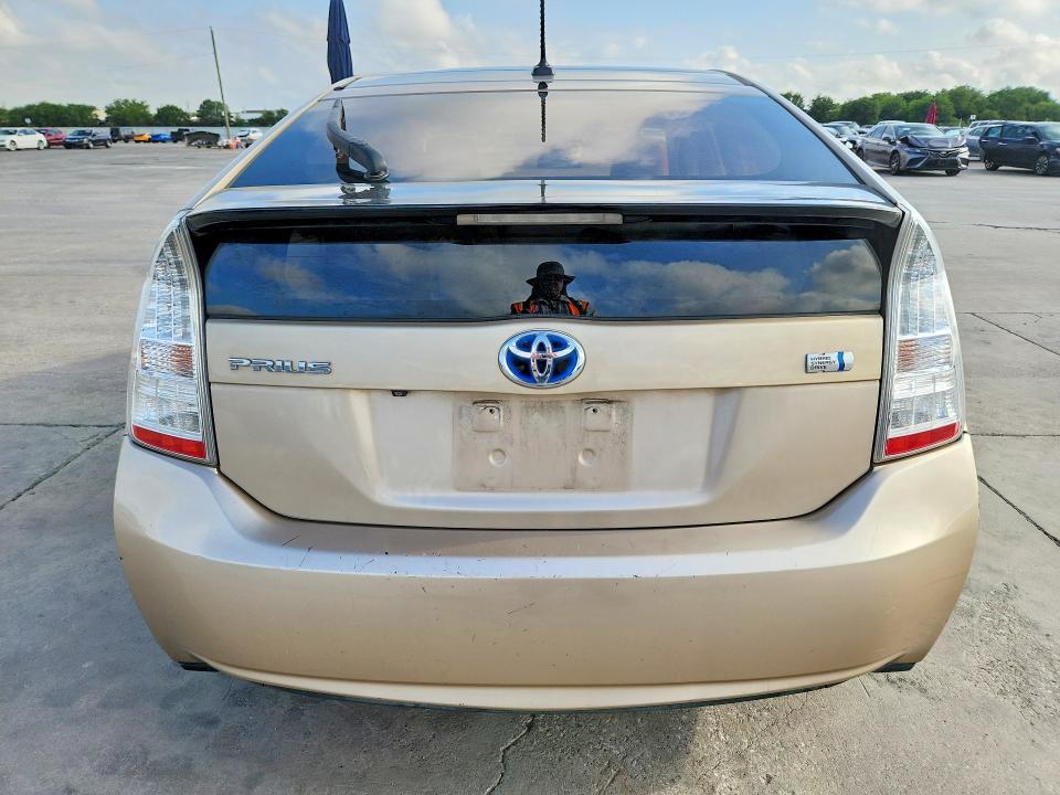 2010 Toyota Prius iv