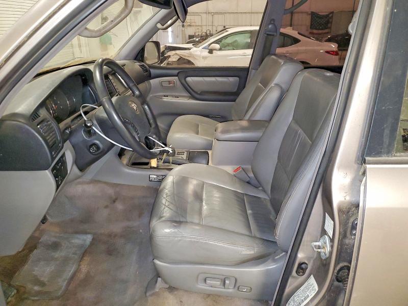 2003 Toyota Land Cruiser Base