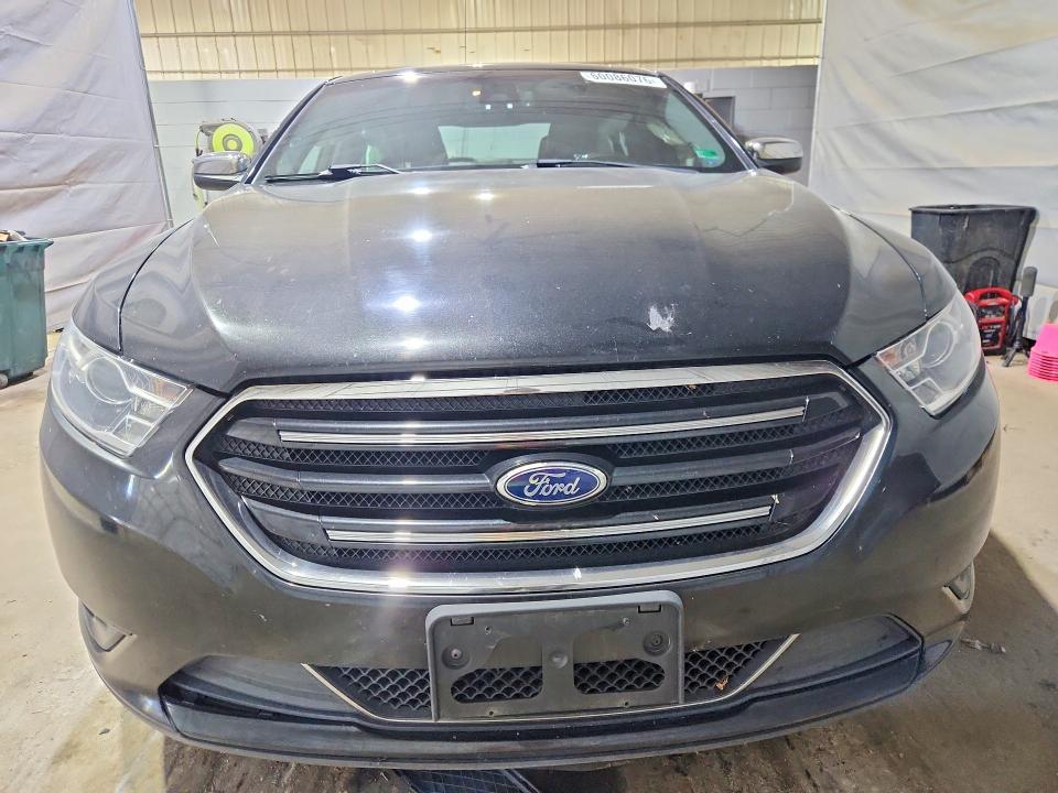 2015 Ford Taurus Limited