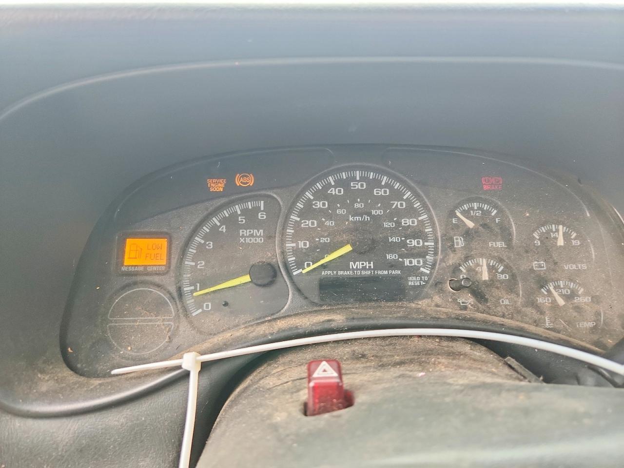 2001 GMC New Sierra C1500