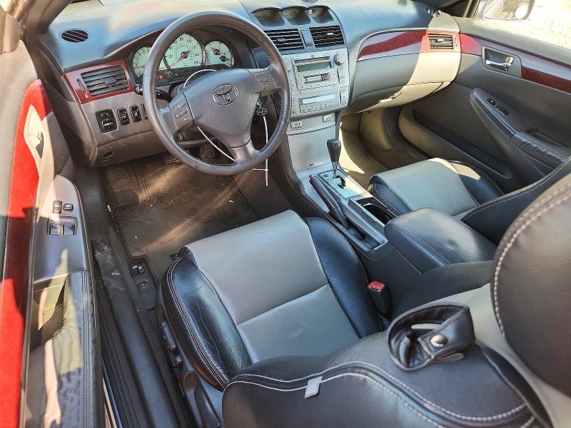 2005 Toyota Camry Solara sle V6