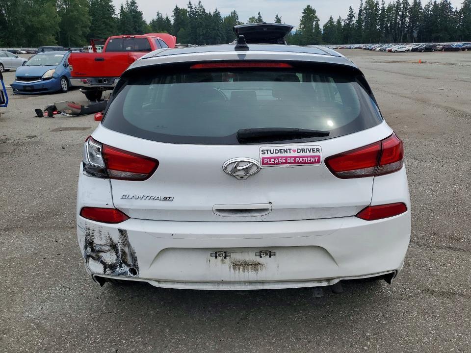 2019 Hyundai Elantra gt Base