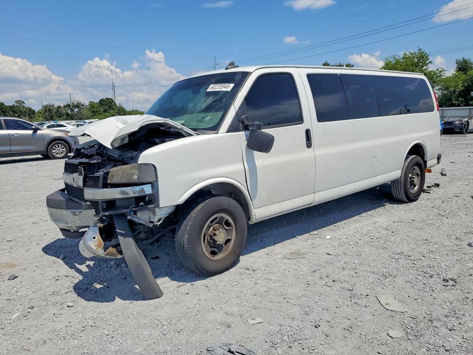 2019 Chevrolet Express G3500 lt