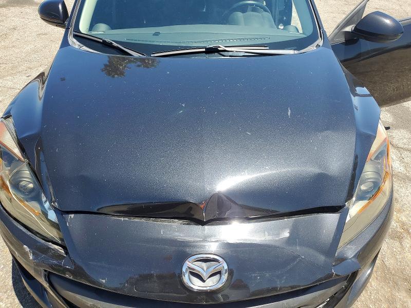 2013 Mazda 3 I