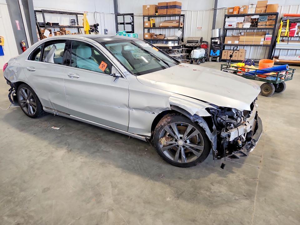 2015 Mercedes-Benz C300
