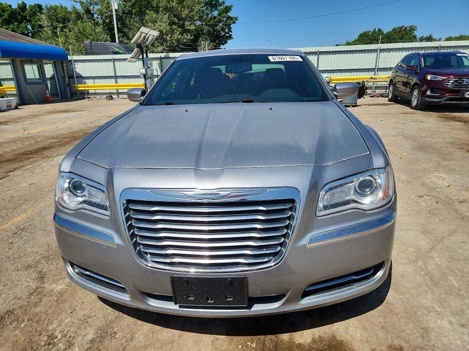 2013 Chrysler 300