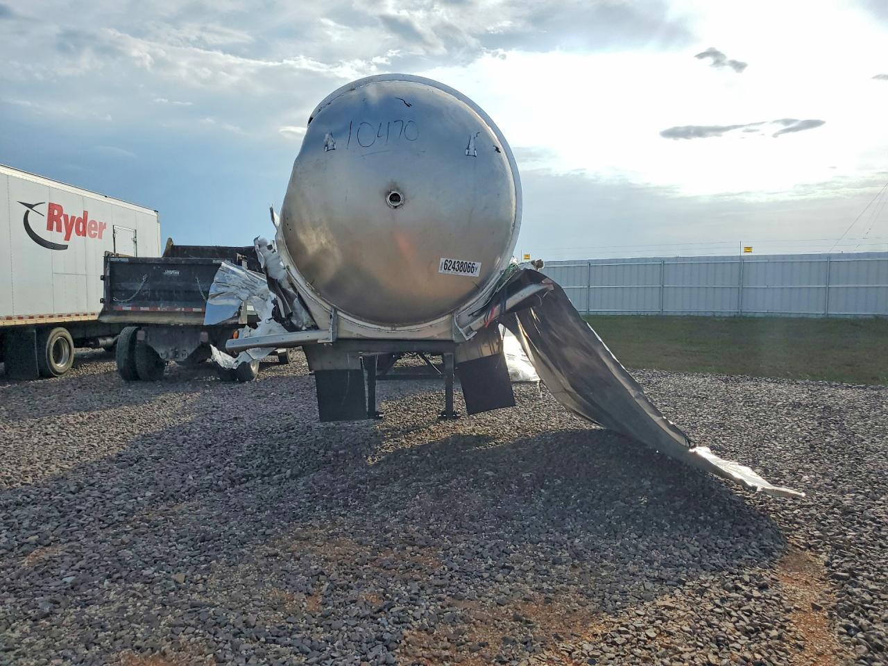 2025 Etnyre Tank Trailer