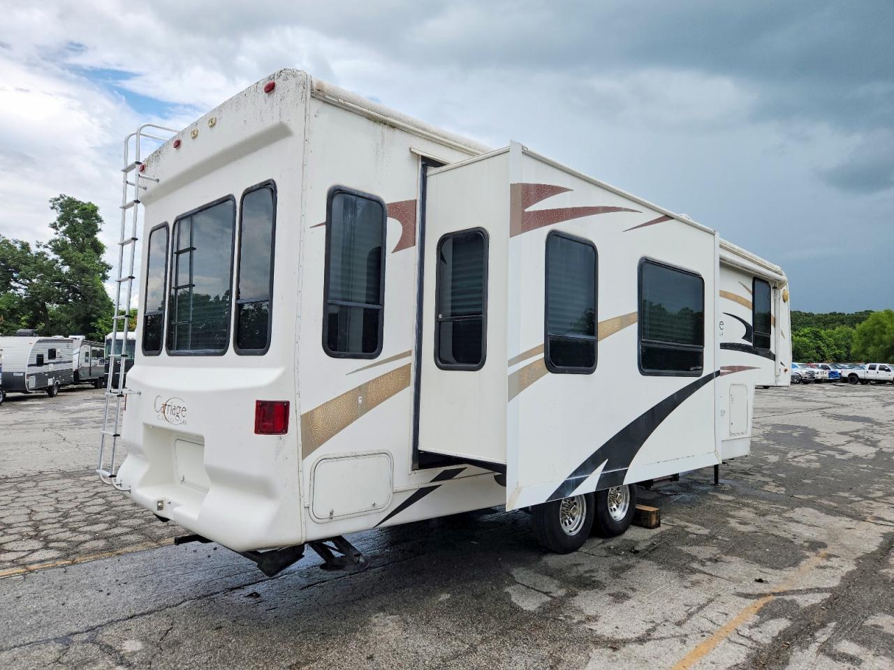 2006 Carriage Cameo Camper