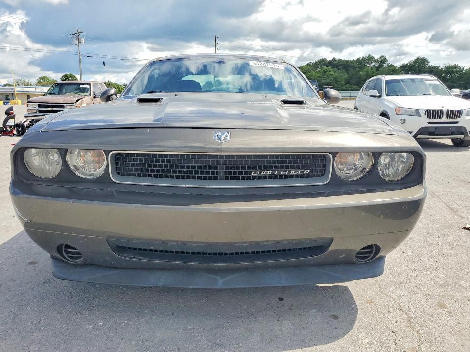 2010 Dodge Challenger se