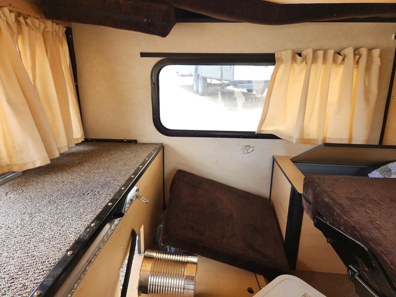 2017 Fleetwood Four Wheels Camper