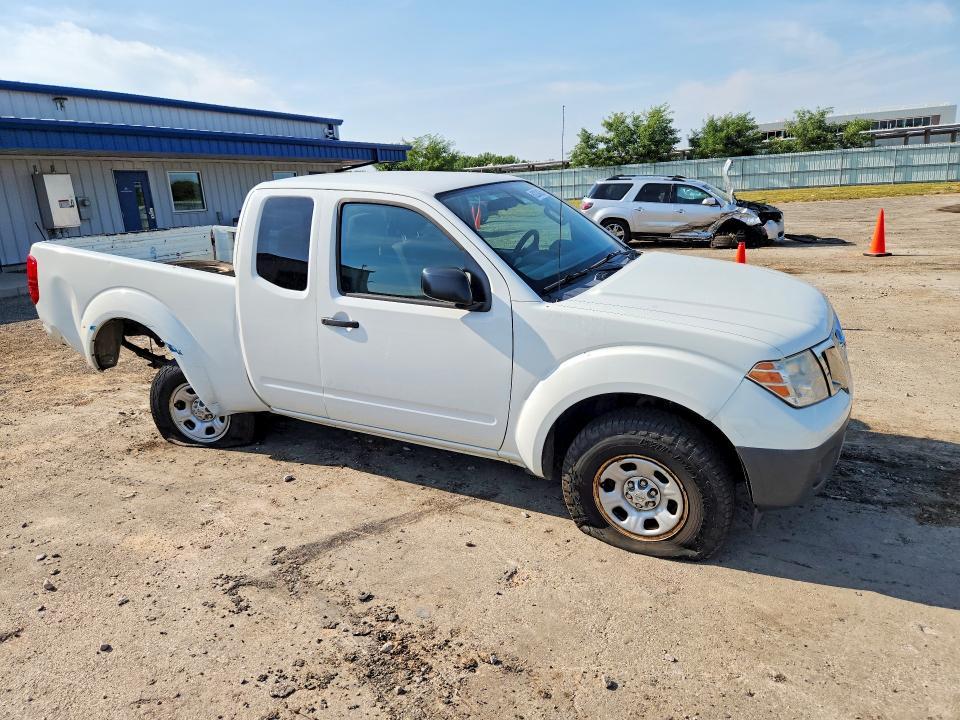 2017 Nissan Frontier S