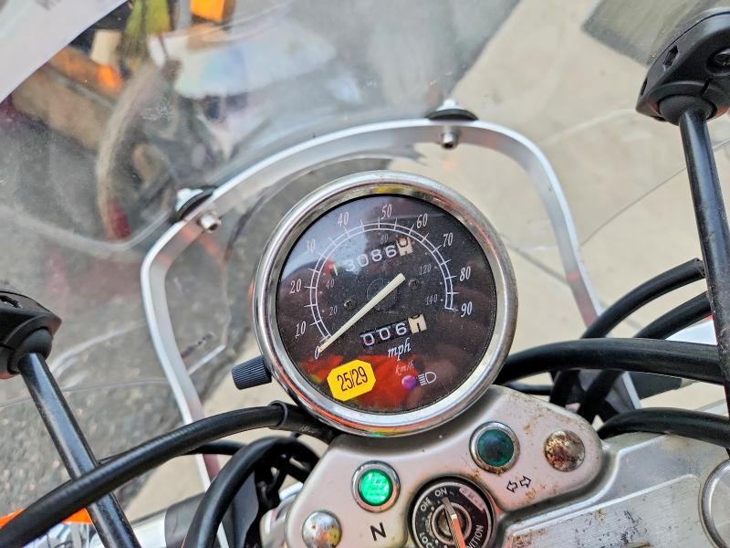 2001 Suzuki GZ250