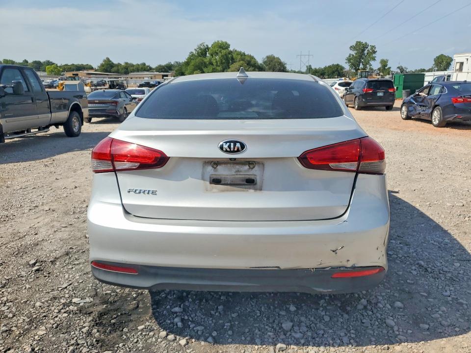 2018 KIA Forte lx
