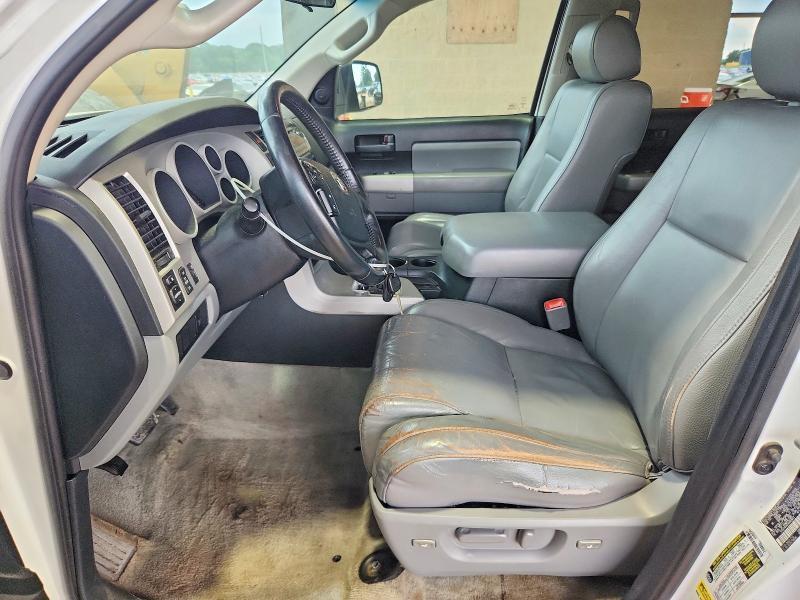 2008 Toyota Sequoia SR5