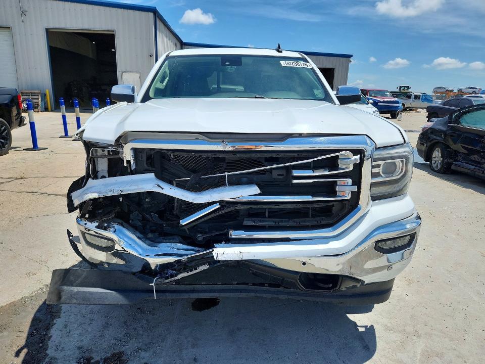 2017 GMC Sierra K1500 slt