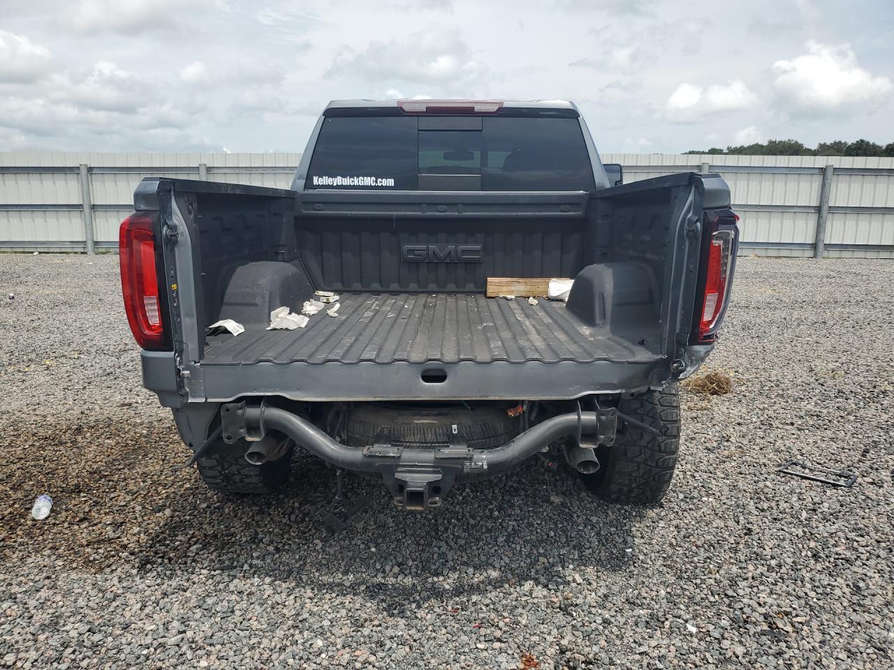 2021 GMC Sierra K1500 SLT