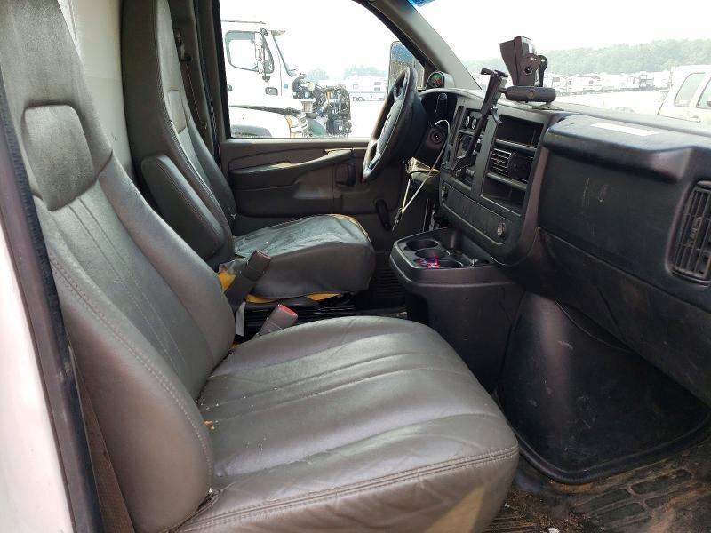 2012 GMC Savana BOX Truck
