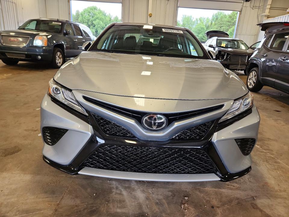 2020 Toyota Camry xse