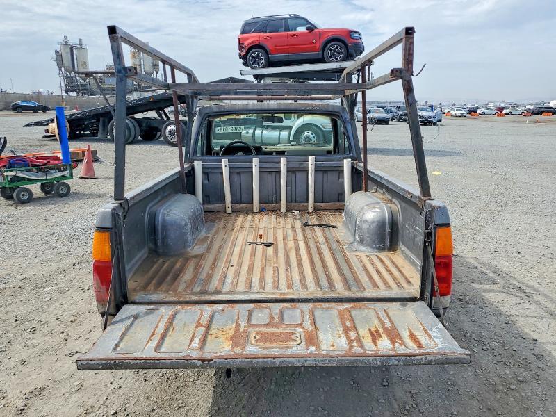 1992 Nissan Truck Short Wheelbase