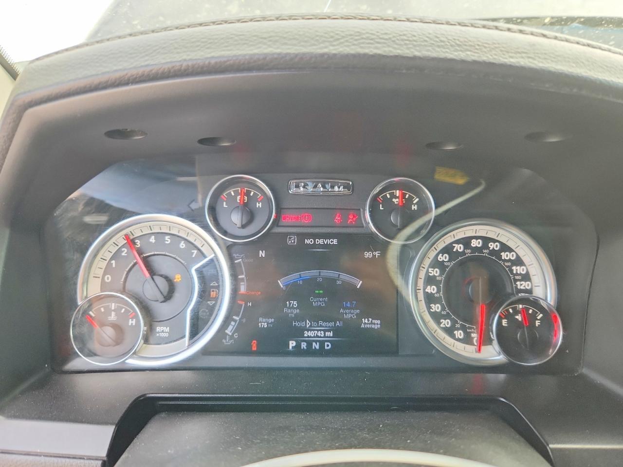 2013 Dodge RAM 1500 Sport