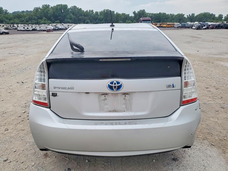 2010 Toyota Prius v