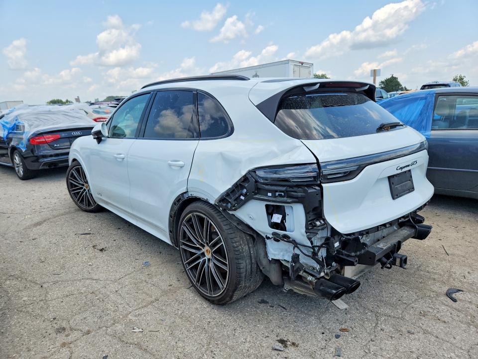 2021 Porsche Cayenne gts