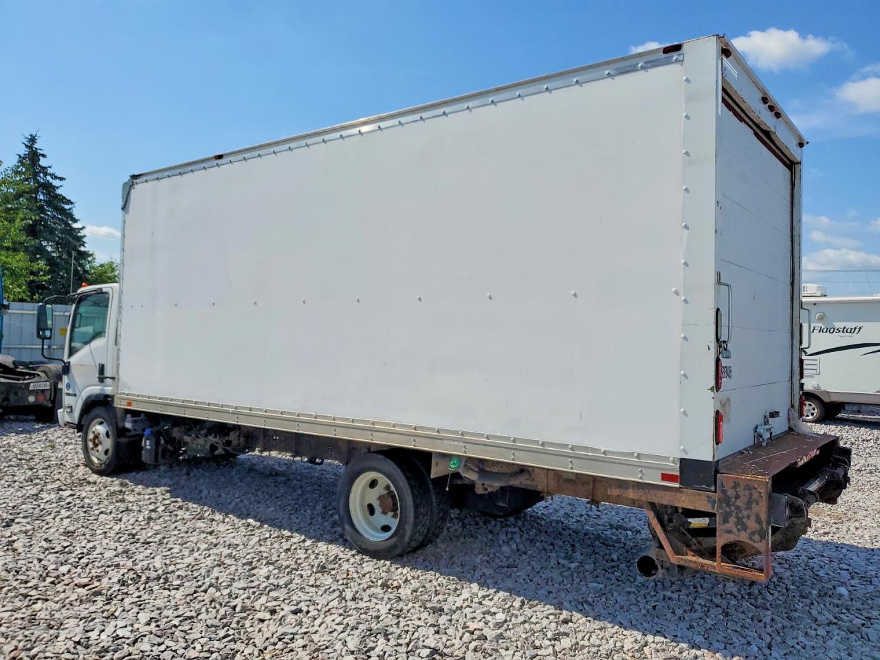 2017 Isuzu NQR BOX Truck