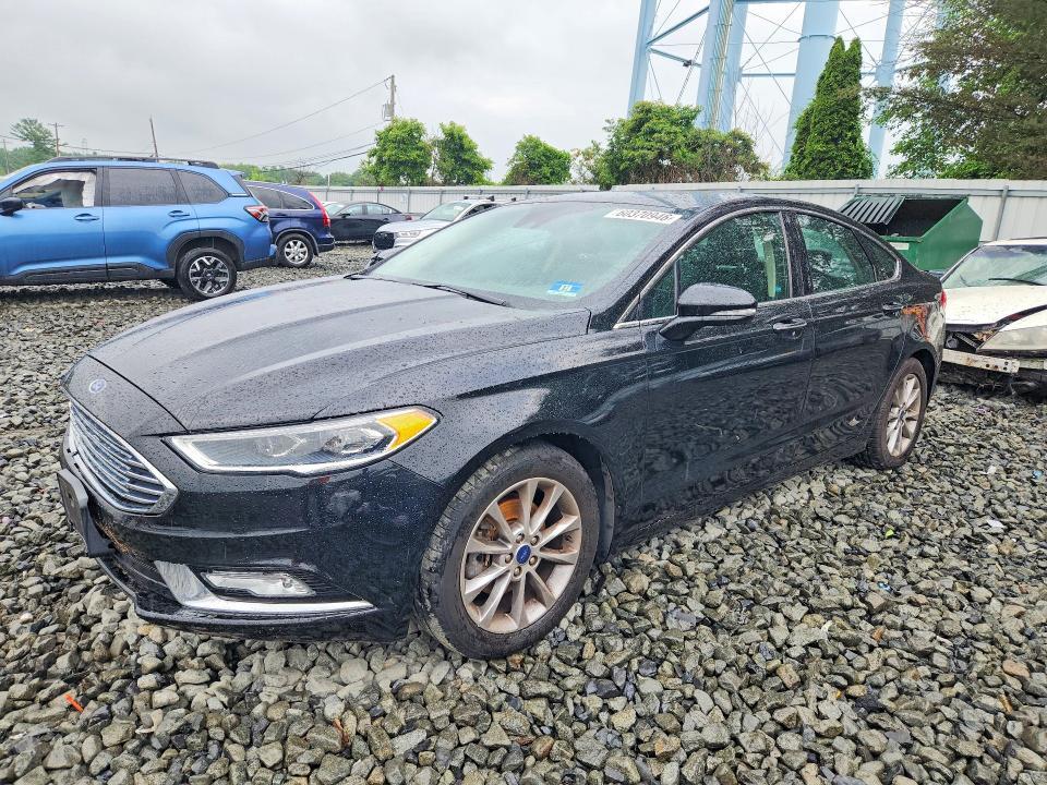 2017 Ford Fusion se