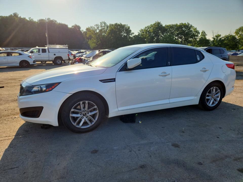 2011 KIA Optima lx