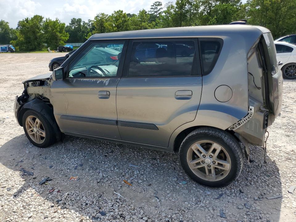 2010 KIA Soul +