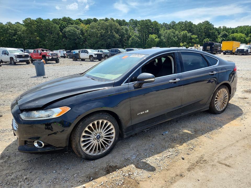 2014 Ford Fusion Titanium hev