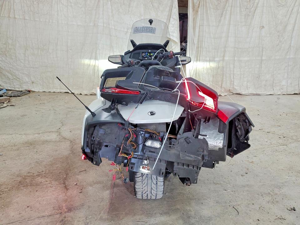 2021 Can-Am Spyder Roadster RT