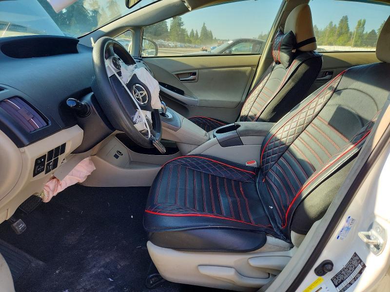 2015 Toyota Prius two