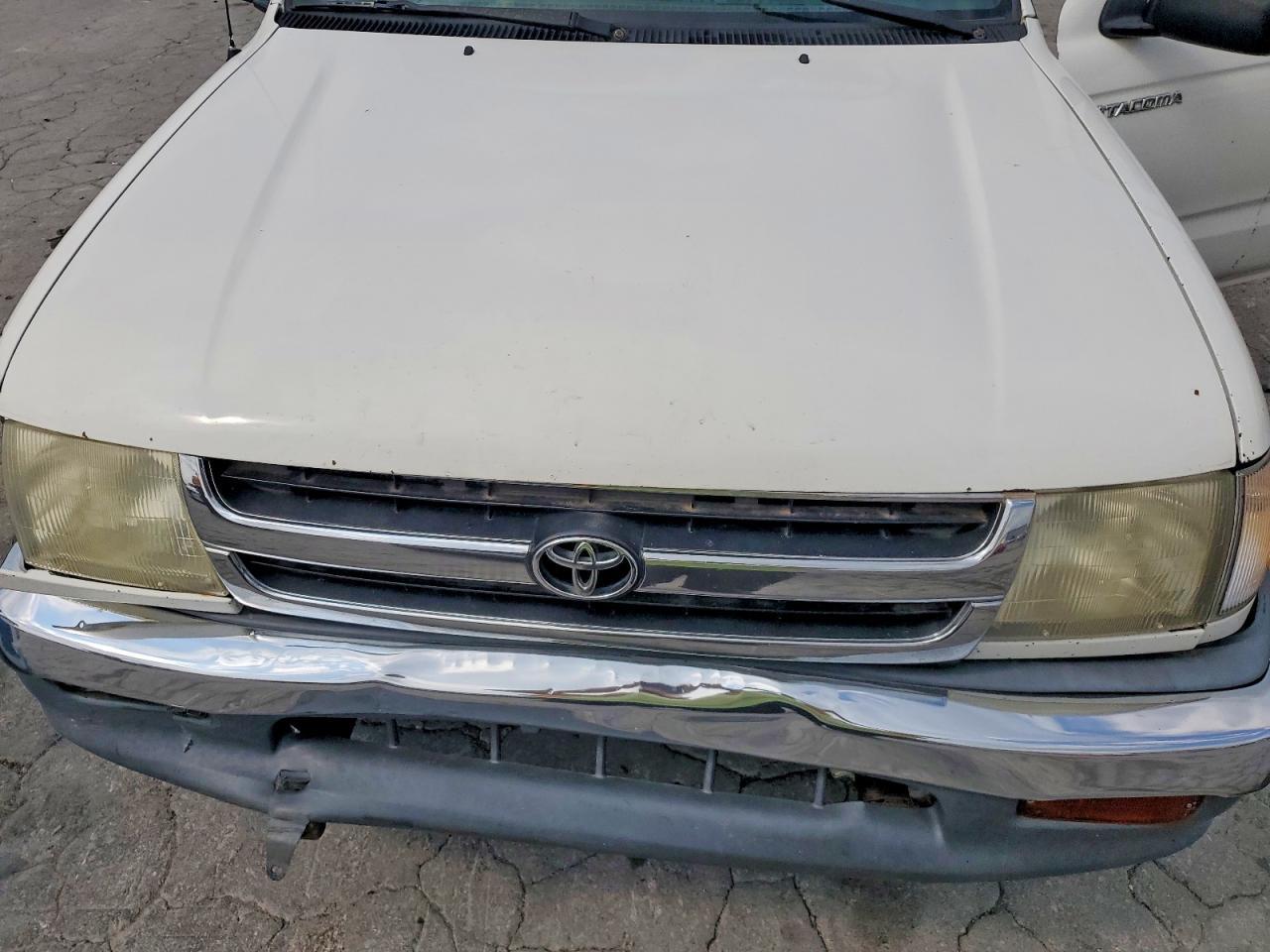 1999 Toyota Tacoma Base