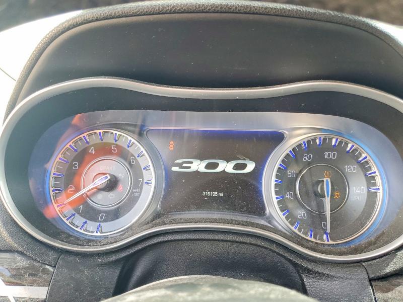 2016 Chrysler 300 Limited